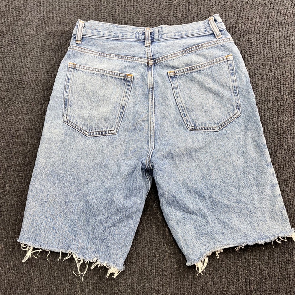 AGOLDE High Rise Light Wash Denim Cut Off Bermuda Shorts Blue 28 Button Fly - Picture 2 of 8
